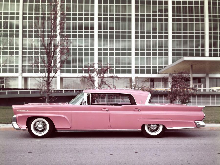  Lincoln Continental Mark III Landau 1958 года  (фото 13 из 15)